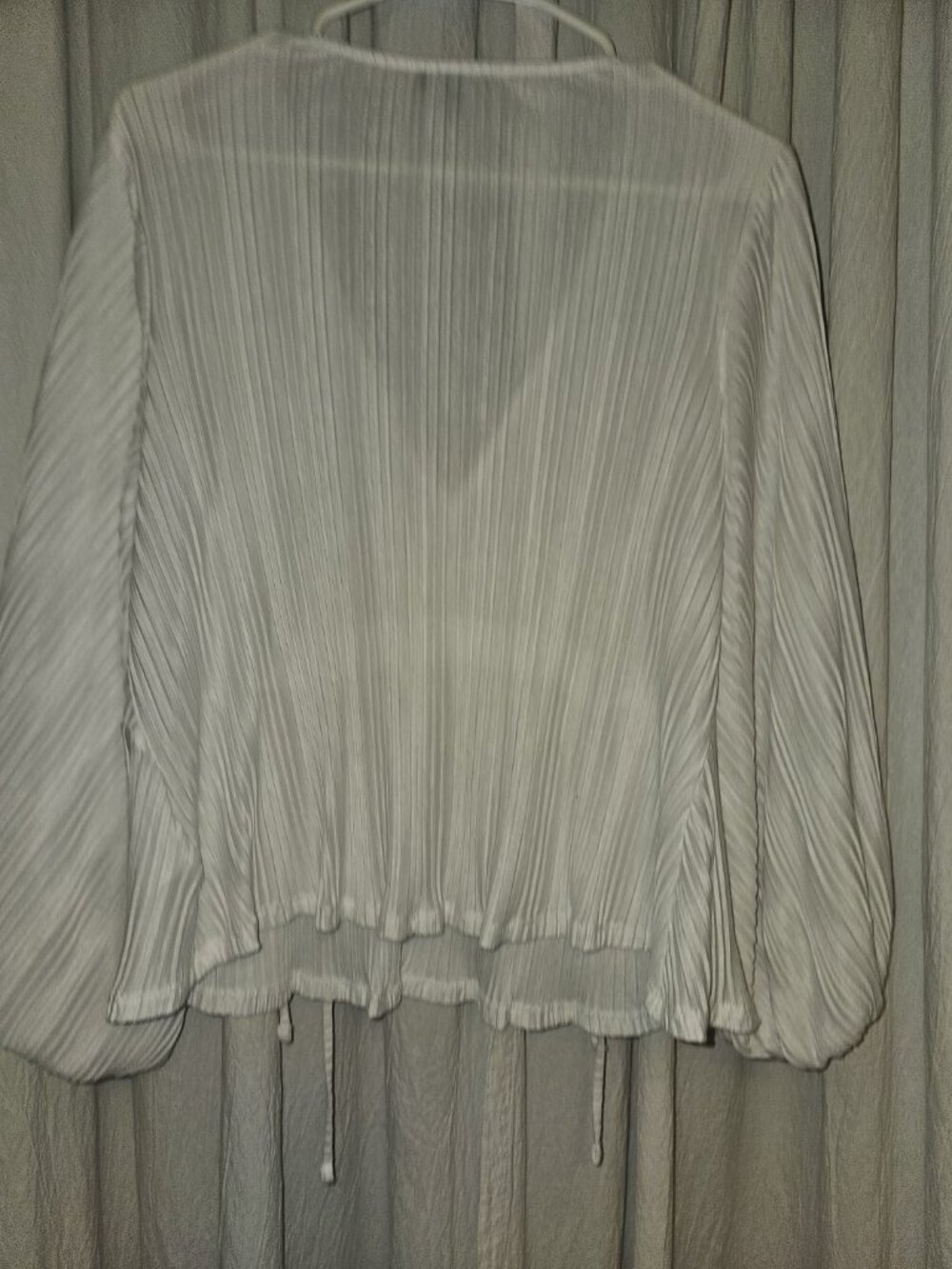 Express White Ribbed V-Neck Ruched Sleeve Drawstring Top Size S - Picture 4 of 5